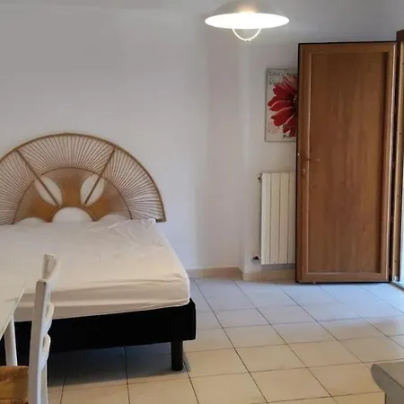 Chez Lolene Joli Aux Pieds Des Montagnes Corte (Corsica)